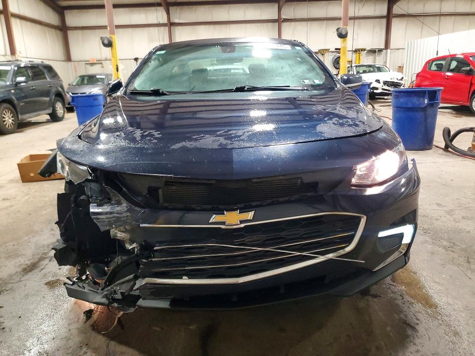 Photo 5 from auction – 2018 CHEVROLET MALIBU with VIN 1G1ZD5ST6JF103527