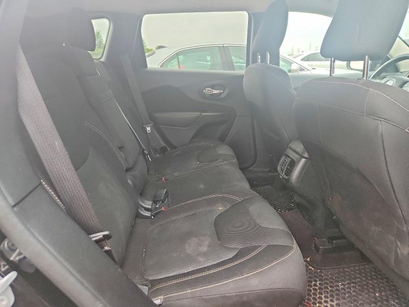 Photo 10 from auction – 2016 JEEP CHEROKEE with VIN 1C4PJLCS2GW239504