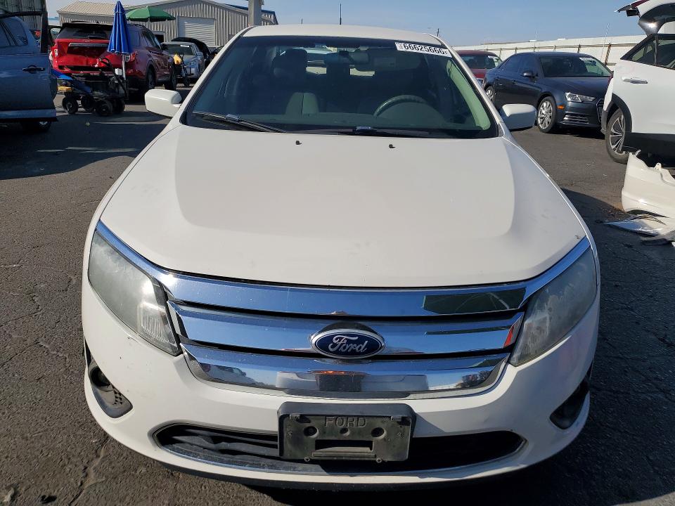Photo 5 from auction – 2012 FORD FUSION with VIN 3FAHP0HA6CR401963