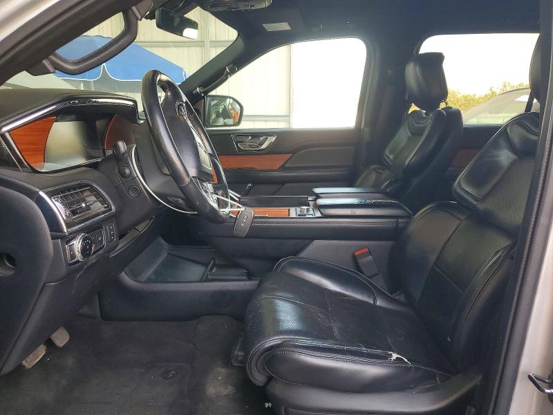 Photo 7 from auction – 2019 LINCOLN NAVIGATOR with VIN 5LMJJ2JT5KEL14666