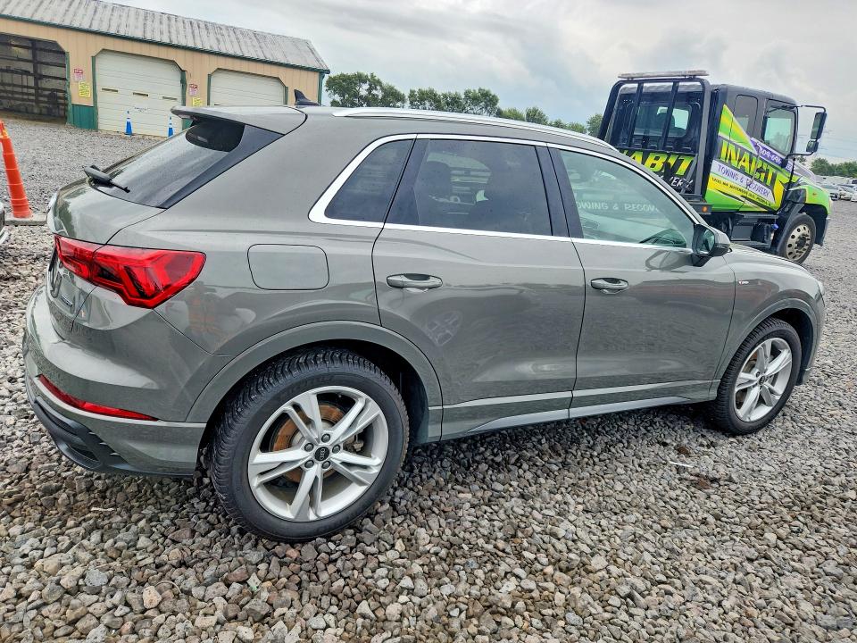 Foto 3 de la subasta – 2021 AUDI Q3 con VIN WA1EECF31M1037790