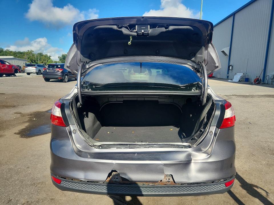 Photo 6 from auction – 2013 FORD FOCUS with VIN 1FADP3F2XDL195140
