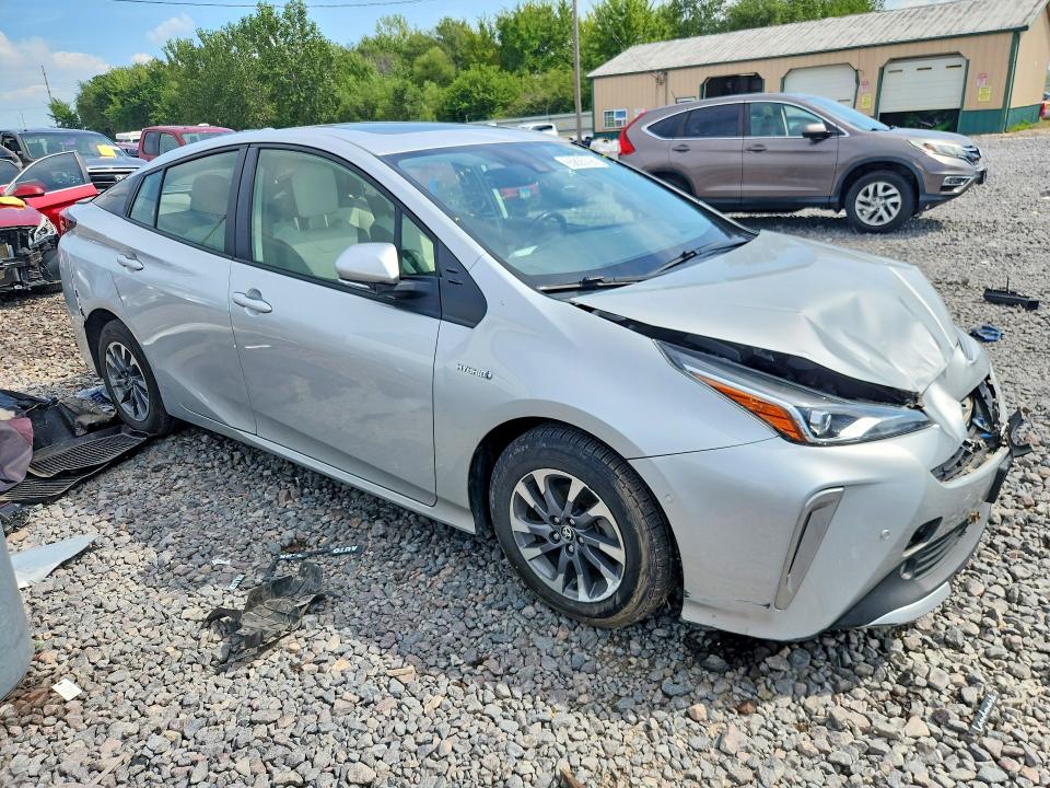 Photo 4 from auction – 2022 TOYOTA PRIUS with VIN JTDKAMFU4N3158290