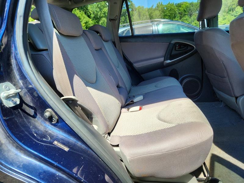 Photo 11 from auction – 2007 TOYOTA RAV4 with VIN JTMZK33V076004972