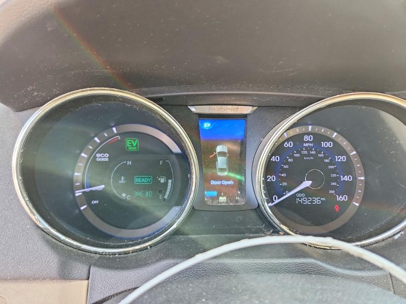 Photo 9 from auction – 2012 HYUNDAI SONATA with VIN KMHEC4A4XCA019641
