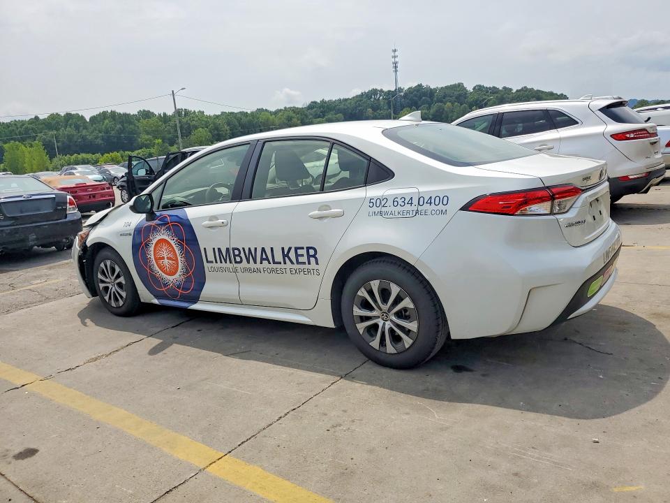 Photo 2 from auction – 2021 TOYOTA COROLLA with VIN JTDEAMDE3MJ010750