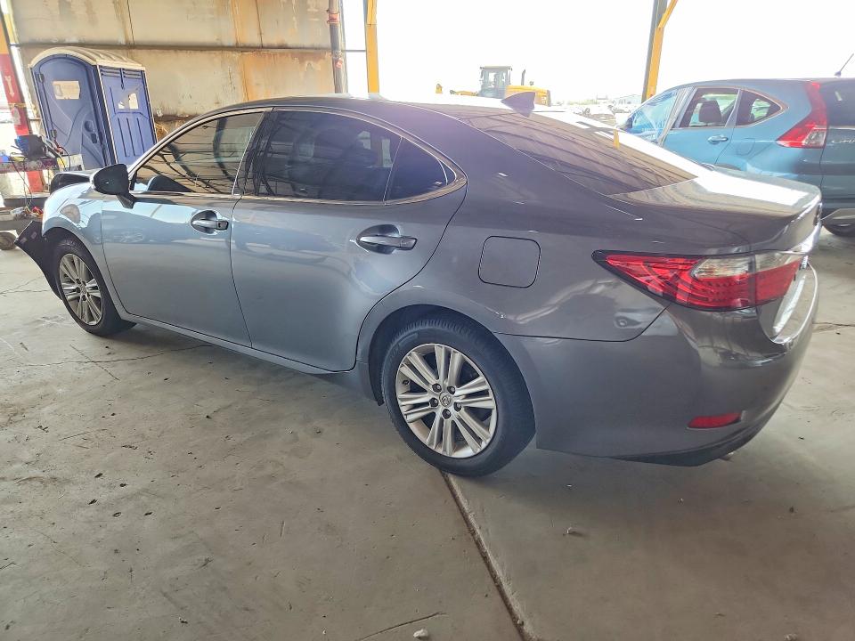 Photo 2 from auction – 2015 LEXUS ES with VIN JTHBK1GG3F2189654