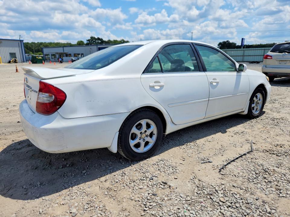 Photo 3 from auction – 2003 TOYOTA CAMRY with VIN 4T1BE32K93U229764