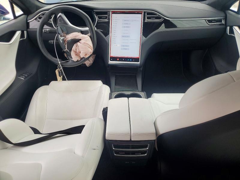 Photo 8 from auction – 2017 TESLA MODEL S with VIN 5YJSA1E20HF227353