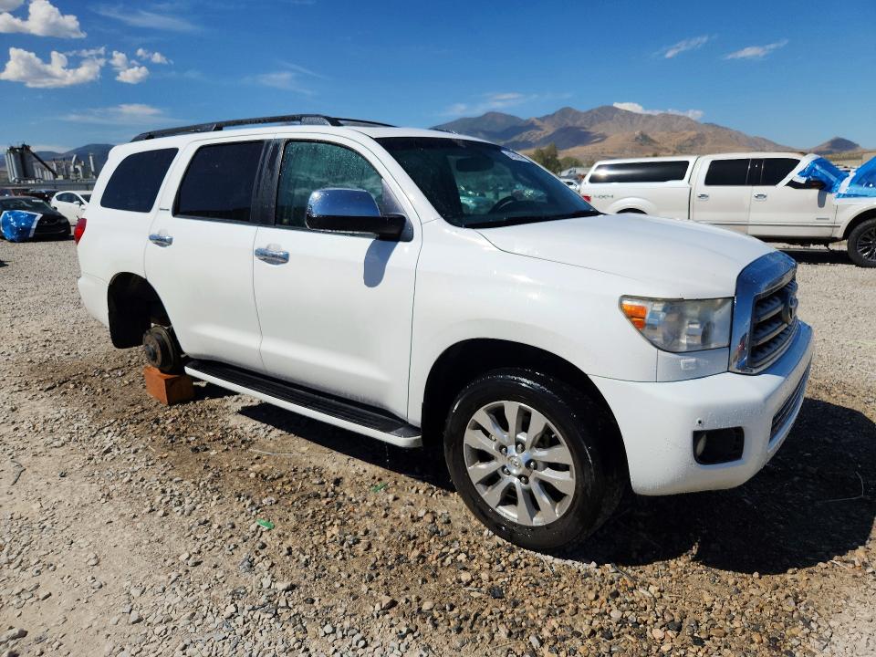 Photo 4 from auction – 2012 TOYOTA SEQUOIA with VIN 5TDJY5G17CS061775