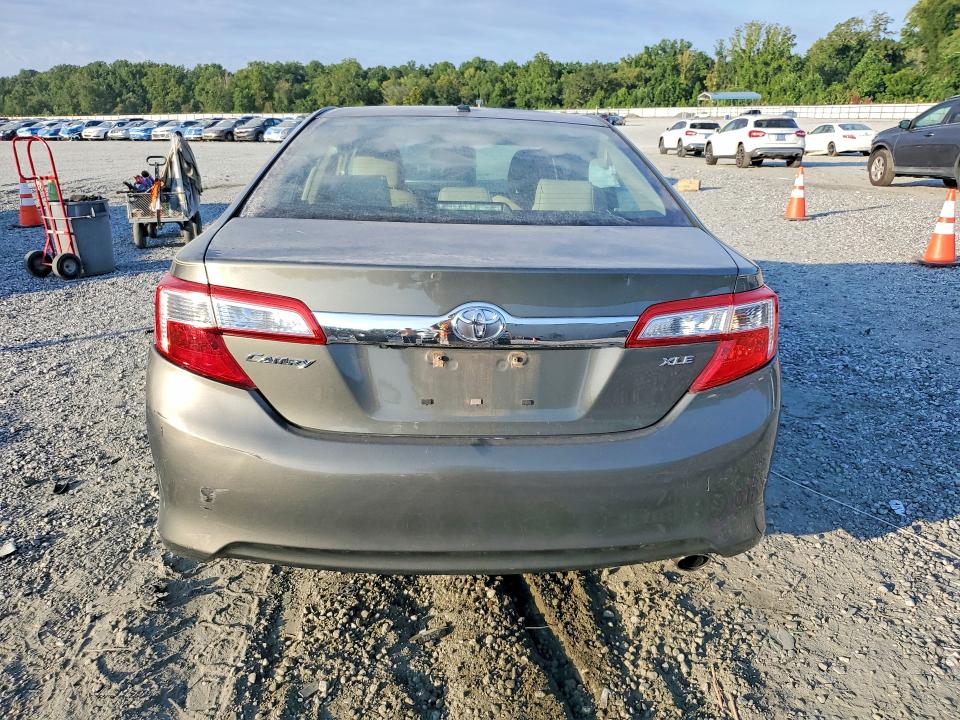 Photo 6 from auction – 2014 TOYOTA CAMRY with VIN 4T1BF1FK1EU765557