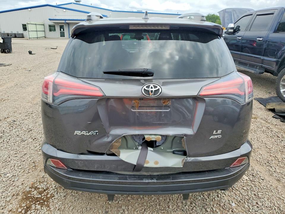 Photo 6 from auction – 2018 TOYOTA RAV4 with VIN JTMBFREV6JJ215698