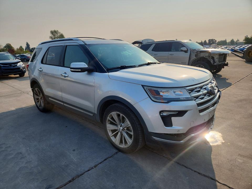 Photo 4 from auction – 2018 FORD EXPLORER with VIN 1FM5K8F86JGA27428