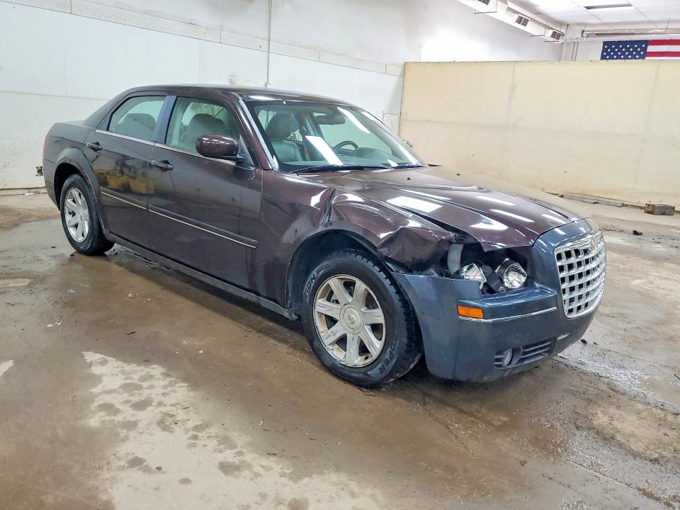 Photo 4 from auction – 2005 CHRYSLER 300 with VIN 2C3JA53G15H106262