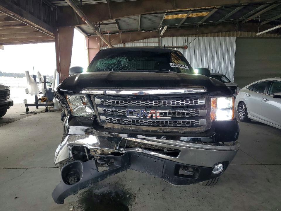 Photo 5 from auction – 2014 GMC SIERRA with VIN 1GT120CG3EF102582