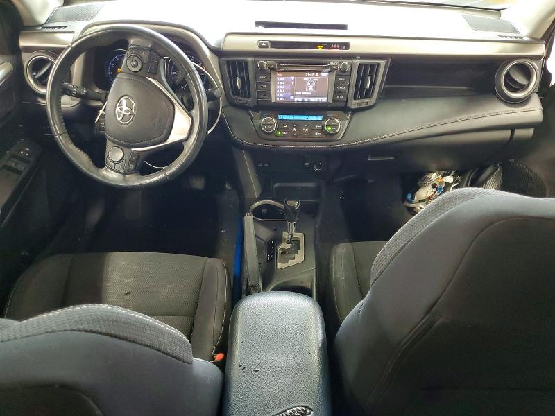 Photo 8 from auction – 2018 TOYOTA RAV4 with VIN 2T3RFREVXJW803779