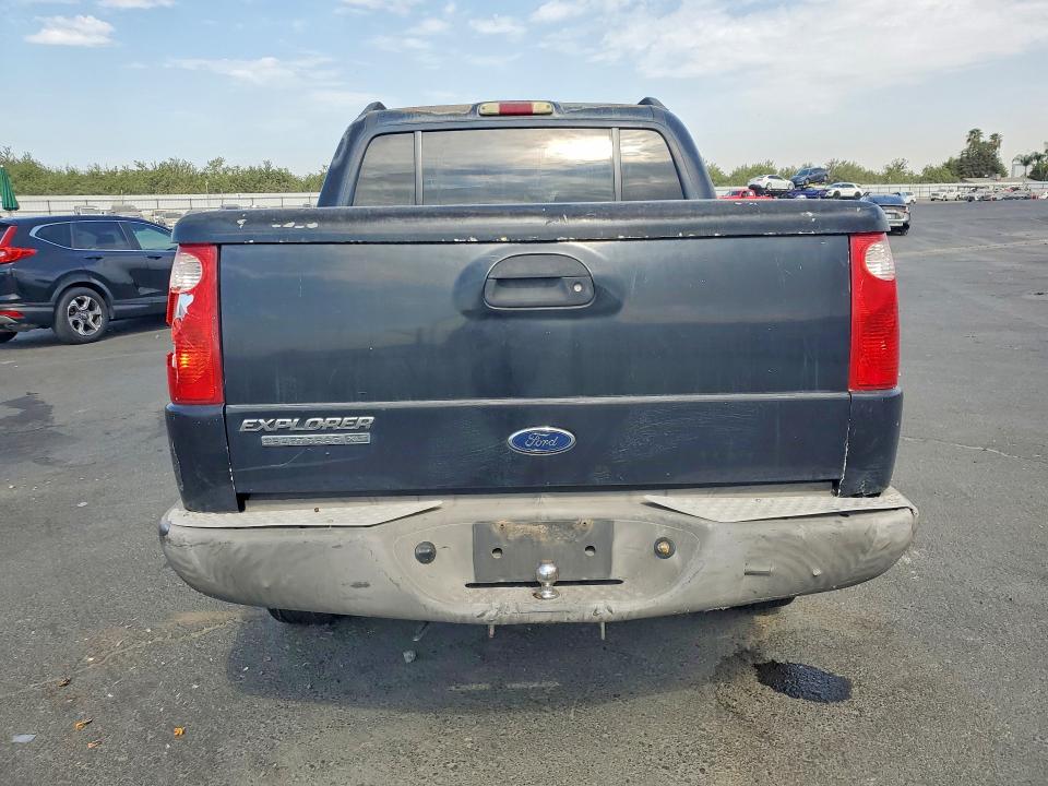 Photo 6 from auction – 2005 FORD EXPLORER SPORT TRAC with VIN 1FMZU67K55UA00626