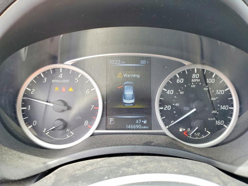 Photo 9 from auction – 2017 NISSAN SENTRA with VIN 3N1AB7AP1HL636365