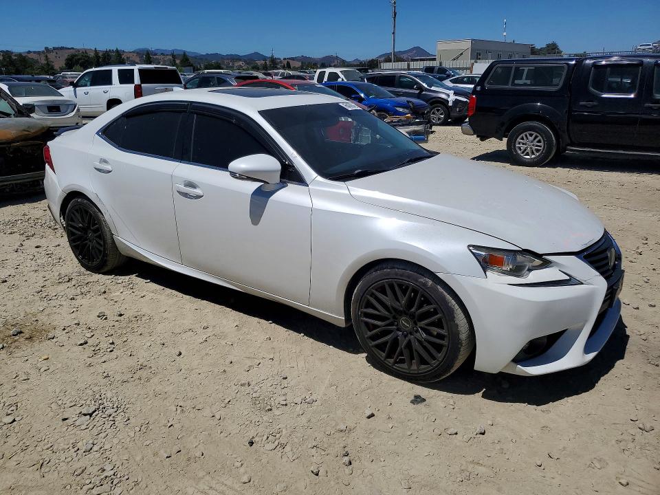 Photo 4 from auction – 2015 LEXUS IS with VIN JTHBF1D22F5049865