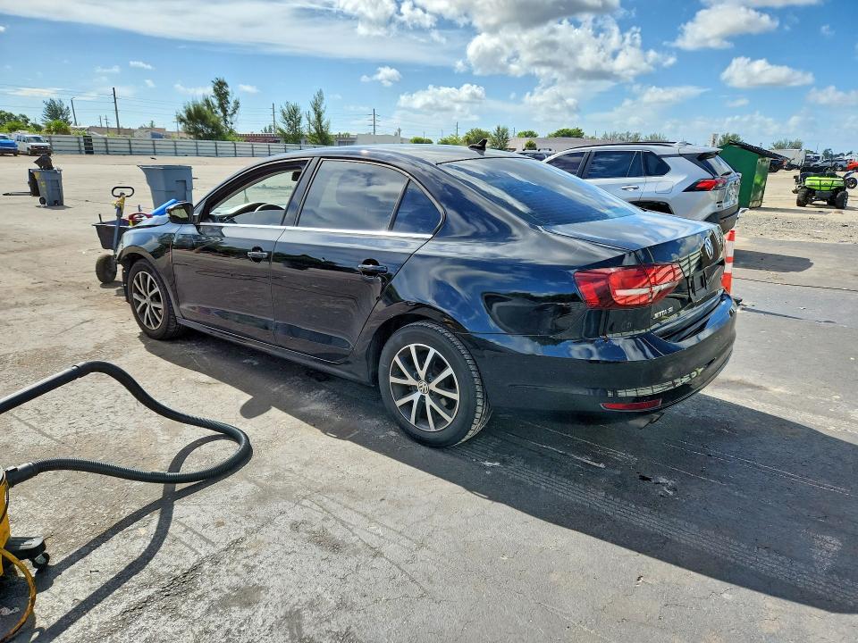 Photo 2 from auction – 2017 VOLKSWAGEN JETTA with VIN 3VWB67AJ1HM252014