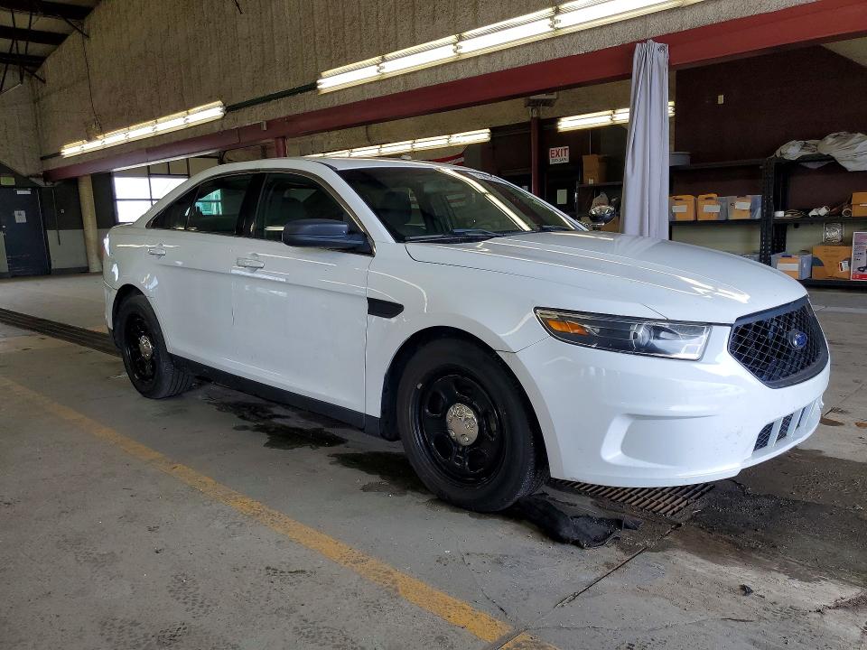 Photo 4 from auction – 2016 FORD TAURUS with VIN 1FAHP2MK3GG111784