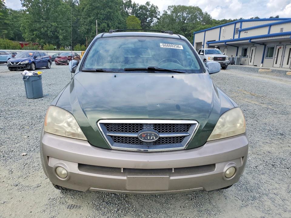 Photo 5 from auction – 2005 KIA SORENTO with VIN KNDJD733655464413
