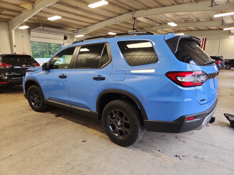 Photo 2 from auction – 2025 HONDA PILOT with VIN 5FNYG1H64SB028207