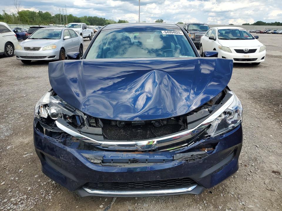 Photo 5 from auction – 2017 HONDA ACCORD with VIN 1HGCR2F38HA284484