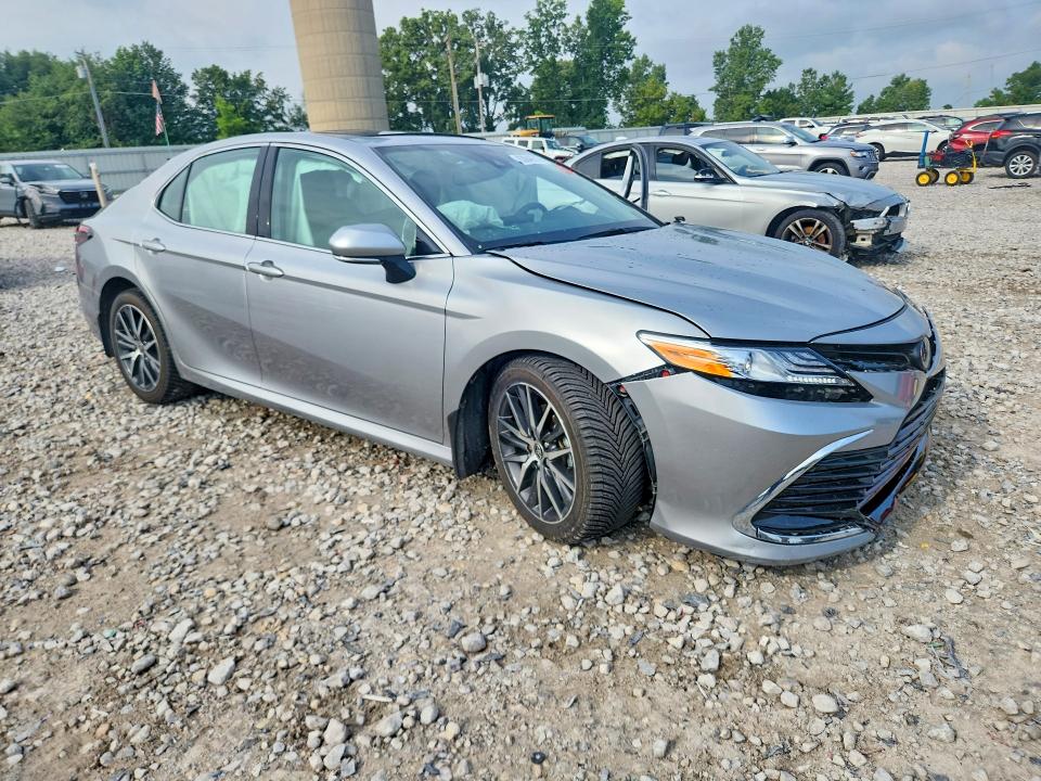 Photo 4 from auction – 2024 TOYOTA CAMRY with VIN 4T1F31AK3RU625761