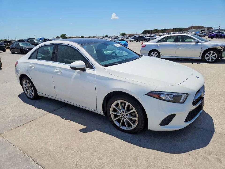 Photo 4 from auction – 2019 MERCEDES-BENZ A with VIN WDD3G4EB3KW024258