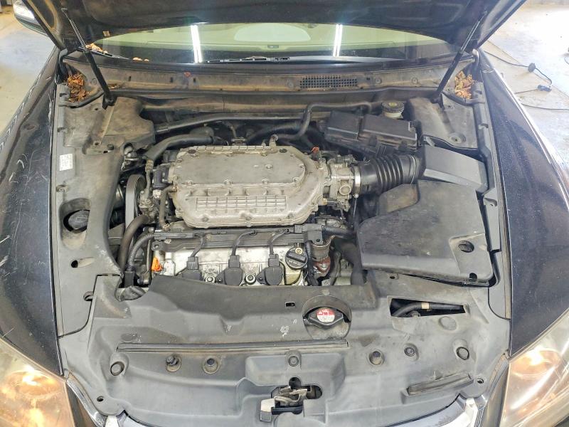 Photo 11 from auction – 2007 ACURA RL with VIN JH4KB16667C004890