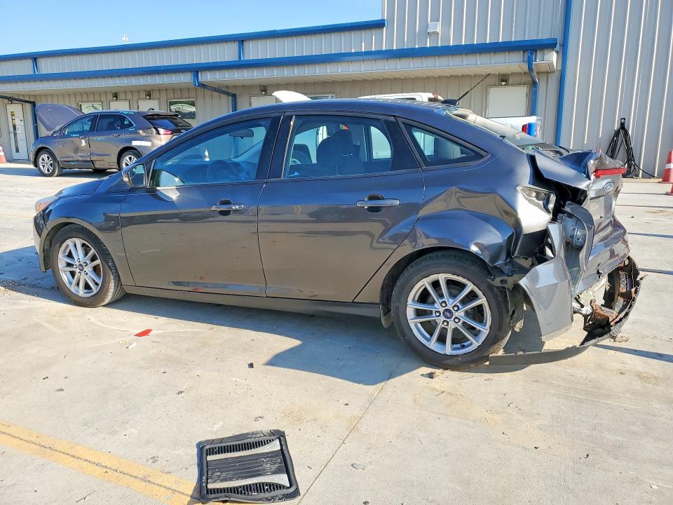 Photo 2 from auction – 2016 FORD FOCUS with VIN 1FADP3F27GL280635