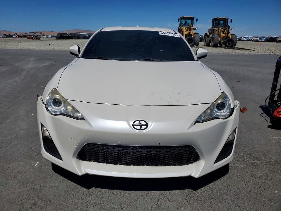 Photo 5 from auction – 2014 SCION FR-S with VIN JF1ZNAA12E8700977