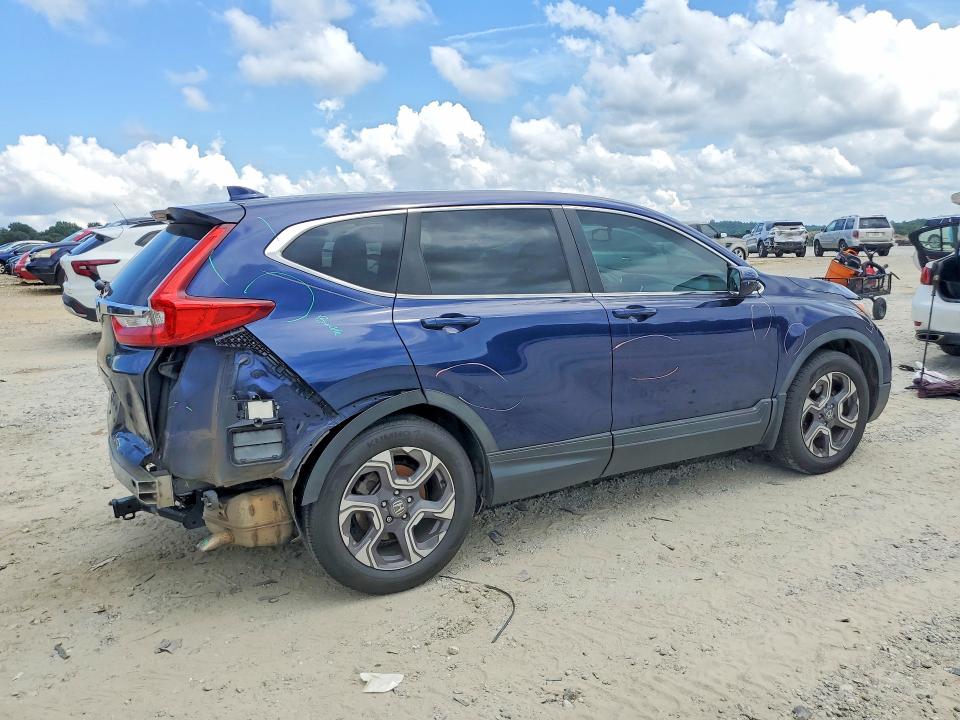 Photo 3 from auction – 2018 HONDA CR-V with VIN 7FARW1H80JE038471