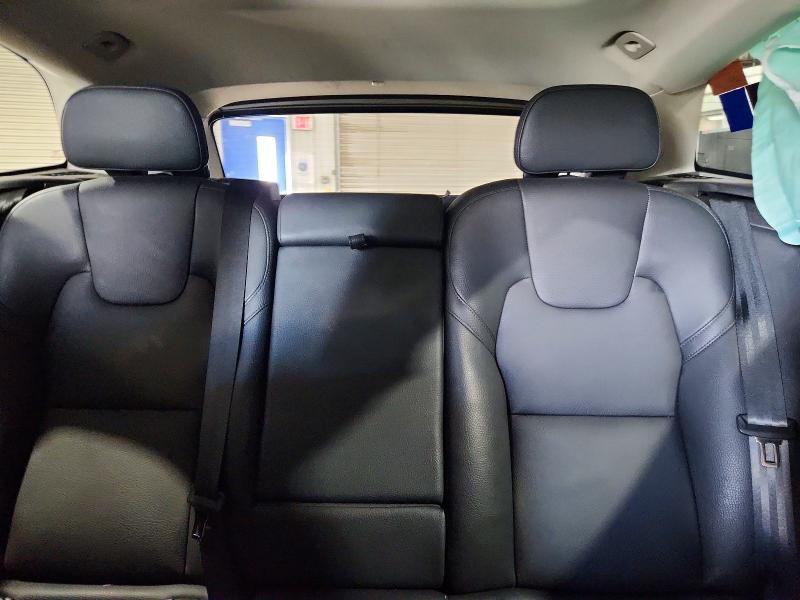 Photo 10 from auction – 2024 VOLVO XC60 with VIN YV4L12RL2R1822306