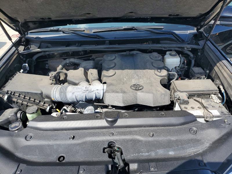 Снимка 12 от търг – 2023 TOYOTA 4RUNNER с VIN JTENU5JR9P6200236