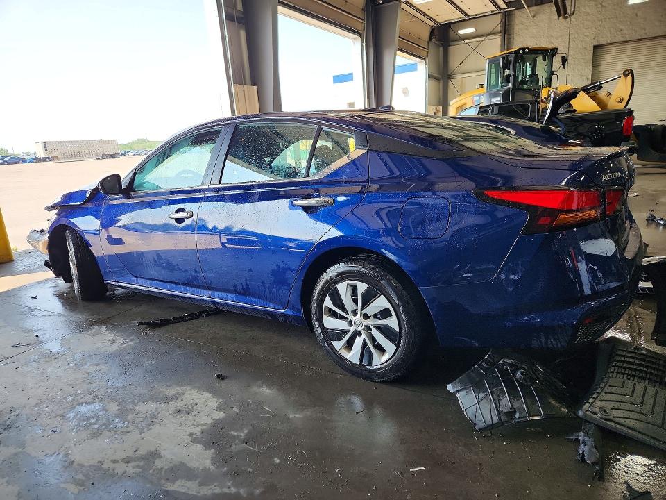 Photo 2 from auction – 2019 NISSAN ALTIMA with VIN 1N4BL4BV7KC250634