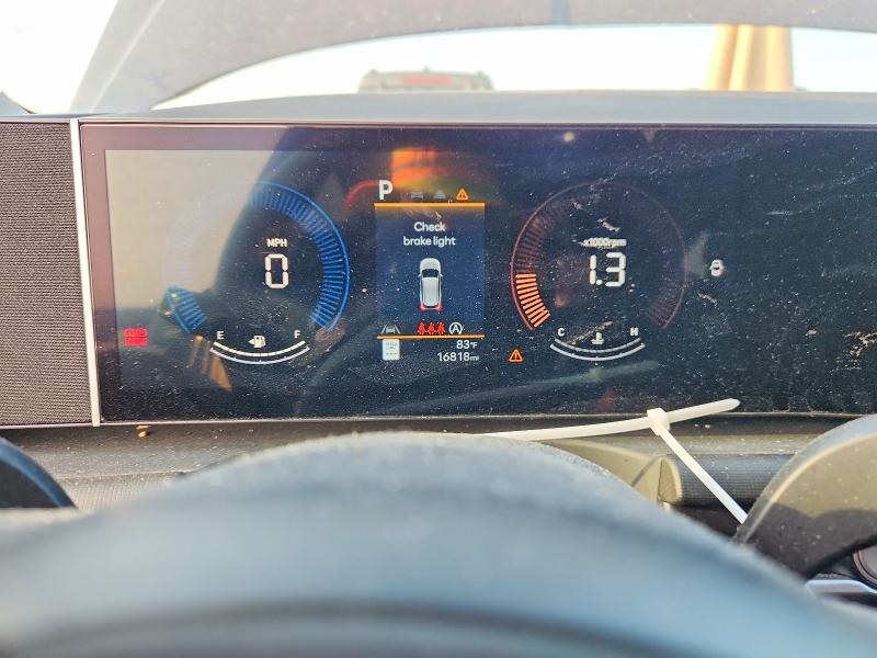 Photo 9 from auction – 2025 HYUNDAI TUCSON with VIN 5NMJB3DE5SH535334