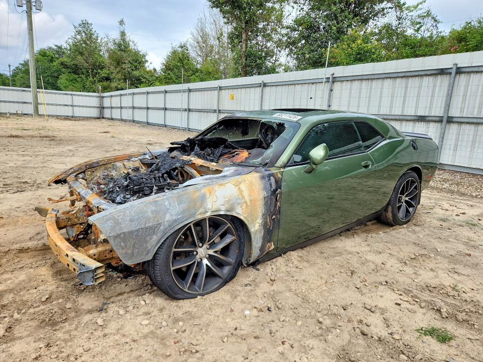 DODGE CHALLENGER 2021 مع رقم تعريف المركبة 2C3CDZBT8MH635406 - صورة من المزاد