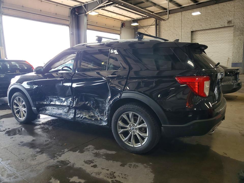 Photo 2 from auction – 2022 FORD EXPLORER with VIN 1FMSK8FH5NGB16416
