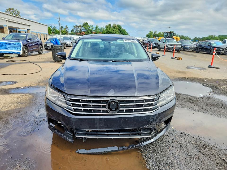 Photo 5 from auction – 2018 VOLKSWAGEN PASSAT with VIN 1VWBA7A35JC002671