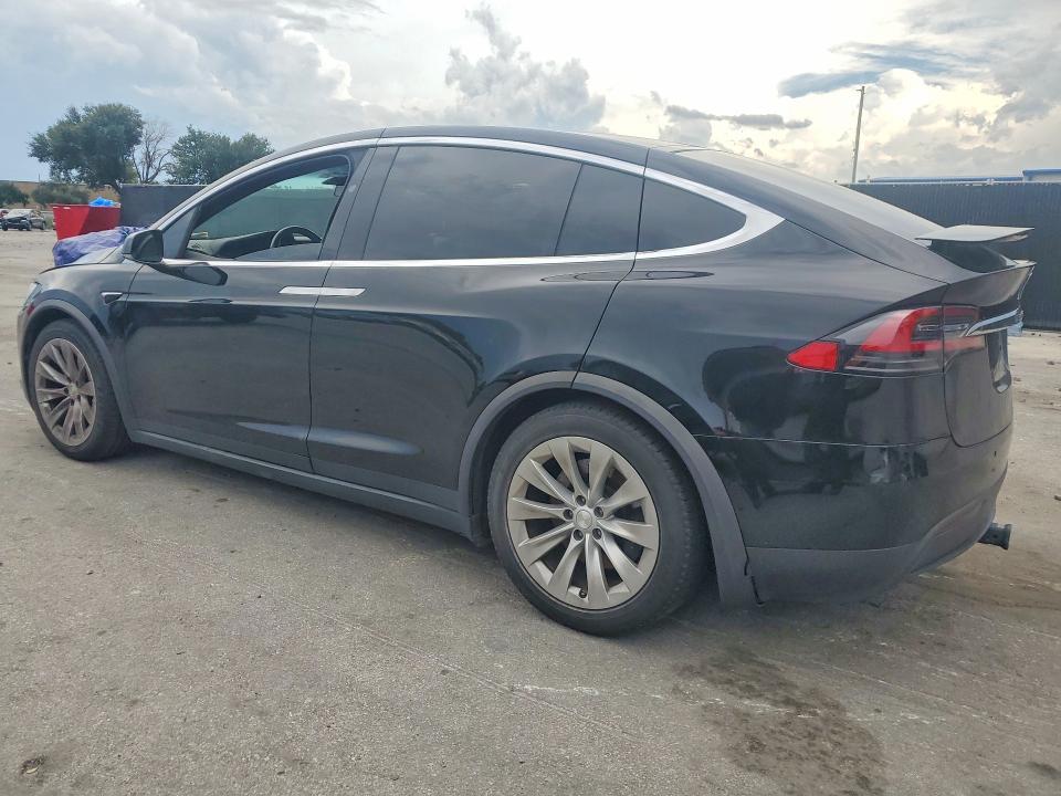 Foto 2 de la subasta – 2020 TESLA MODEL X con VIN 5YJXCDE23LF233321