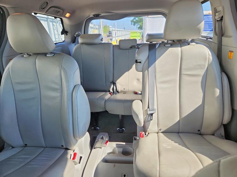 Photo 10 from auction – 2013 TOYOTA SIENNA with VIN 5TDYK3DC7DS314296