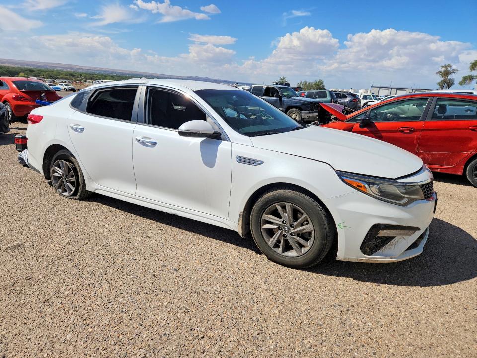 Photo 4 from auction – 2020 KIA OPTIMA with VIN 5XXGT4L30LG397909