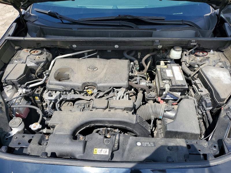 Photo 12 from auction – 2019 TOYOTA RAV4 with VIN JTMP1RFV8KD506853