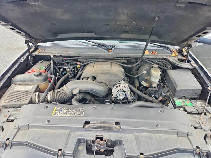 Photo 12 from auction – 2007 CHEVROLET SUBURBAN with VIN 1GNFK16387J261321