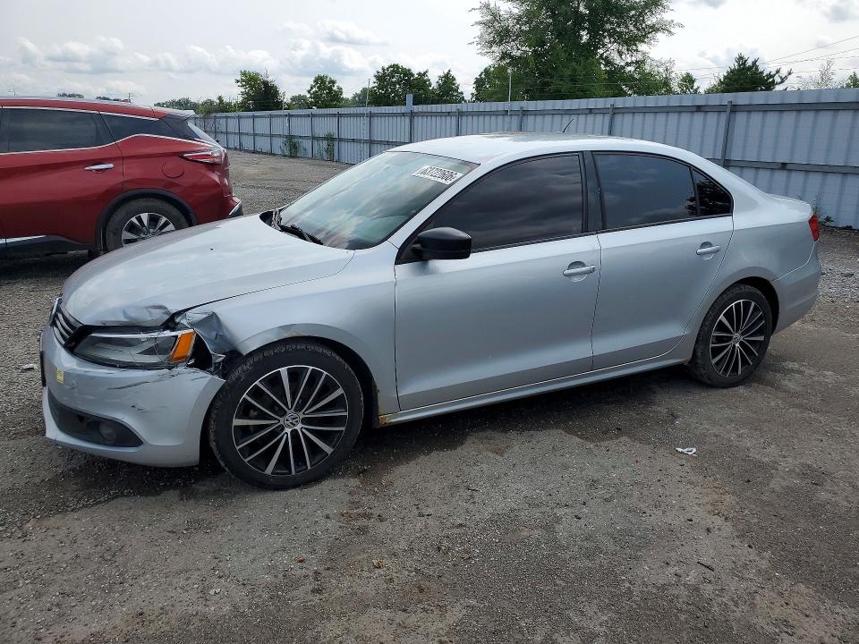 VOLKSWAGEN JETTA 2013 with VIN 3VW2K7AJ0DM403799 - Photo from auction