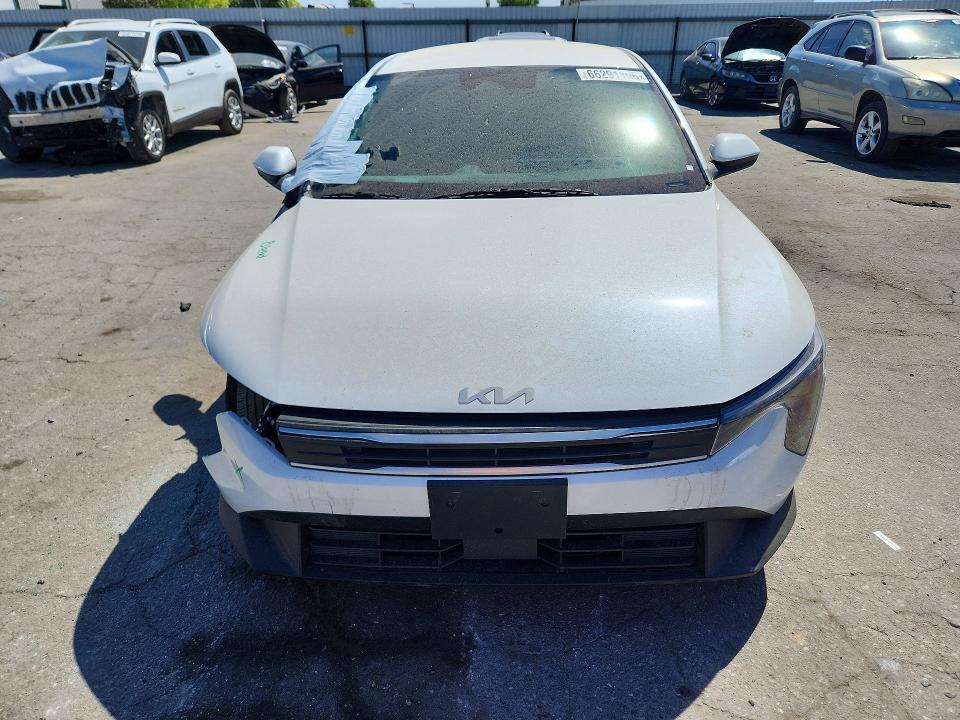 Photo 5 from auction – 2025 KIA K4 with VIN 3KPFT4DE4SE179393
