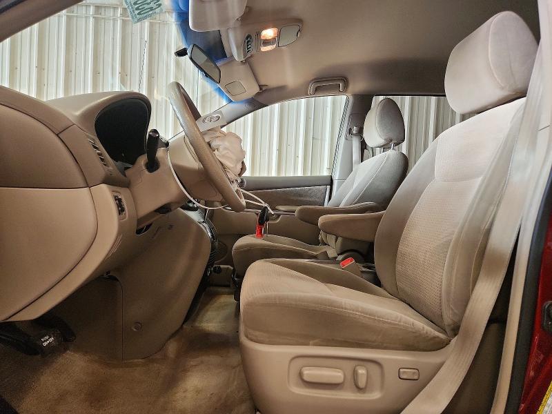 Photo 7 from auction – 2010 TOYOTA SIENNA with VIN 5TDKK4CC8AS319841