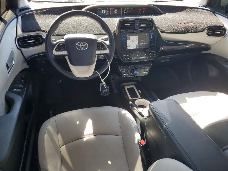Photo 8 from auction – 2017 TOYOTA PRIUS with VIN JTDKARFUXH3032369